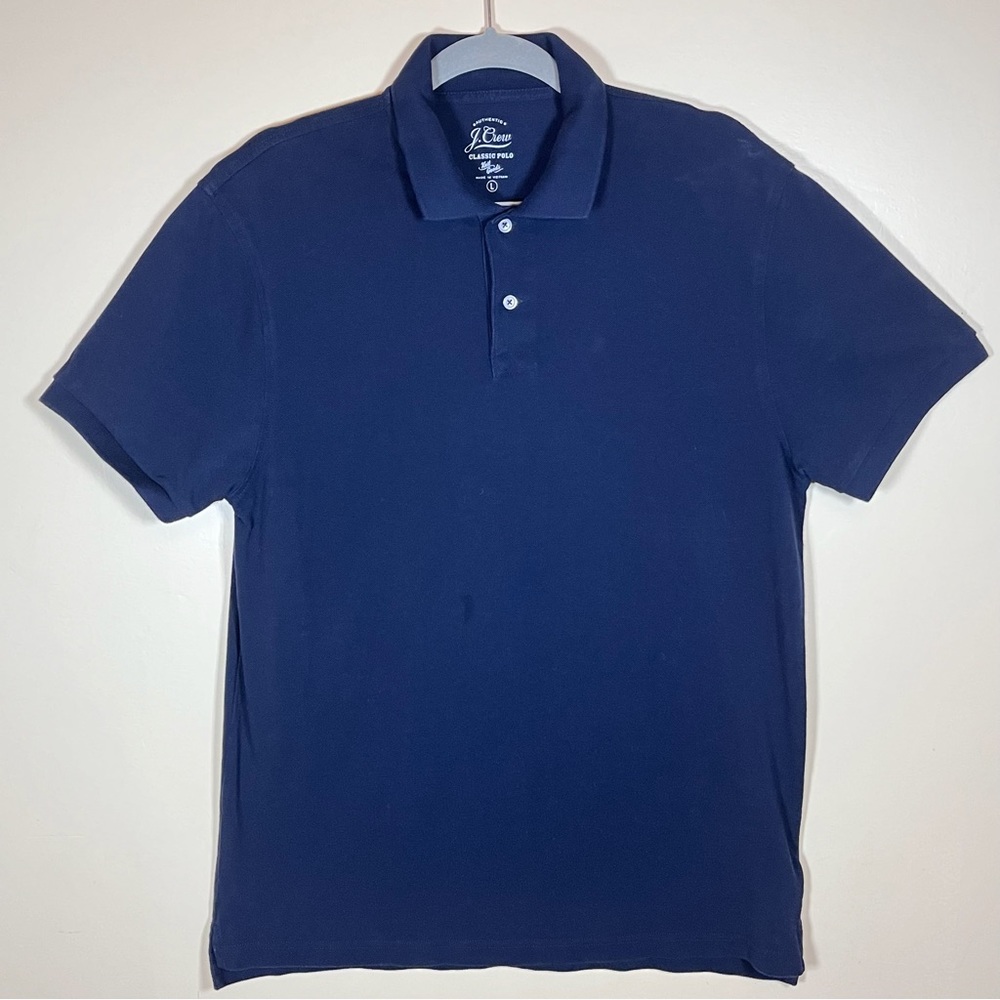 J. Crew classic Men’s navy pique polo shirt. Short sleeve, size Large. NWOT